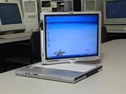 Fujitsu-Siemens LifebooK T4215.